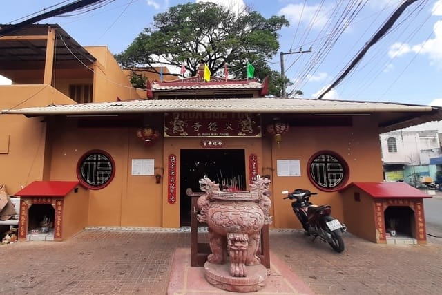Độc nhất vô nhị ngôi chùa thờ "bà Hỏa" giữa lòng thành phố Sóc Trăng